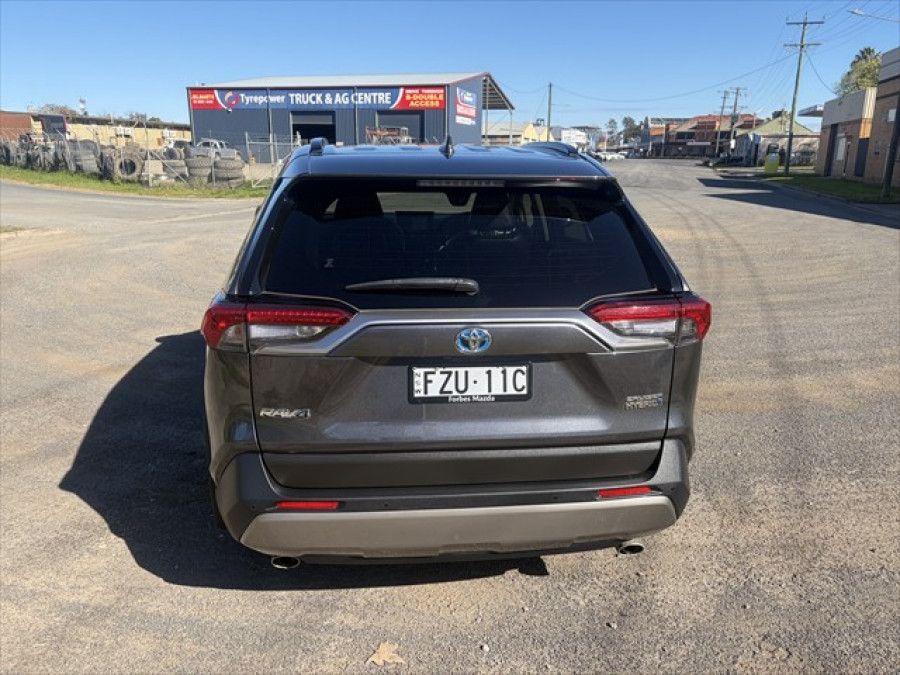 2022 Toyota RAV4 AXAH54R Cruiser SUV Image 5