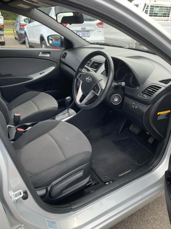 2013 MY15 Hyundai Accent RB2  Active Sedan