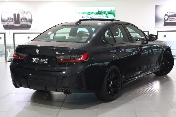 2025 BMW 3 Series G20 LCI II 330i M Sport Sedan image 3