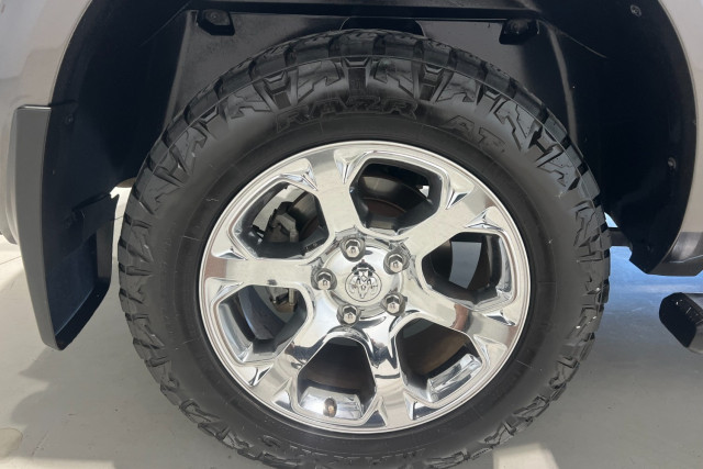 2019 Ram 1500 DS Laramie Ute Image 15