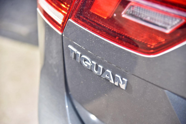 2019 MY19.5 Volkswagen Tiguan 5N 132TSI R-Line Edition SUV Image 17