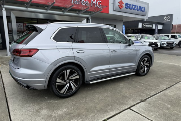 2020 MY21 Volkswagen Touareg CR 210TDI R-Line SUV Image 6