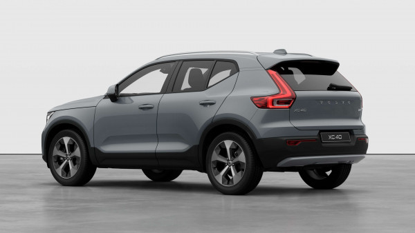 2026 Volvo XC40 XZ Plus B4 SUV image 3