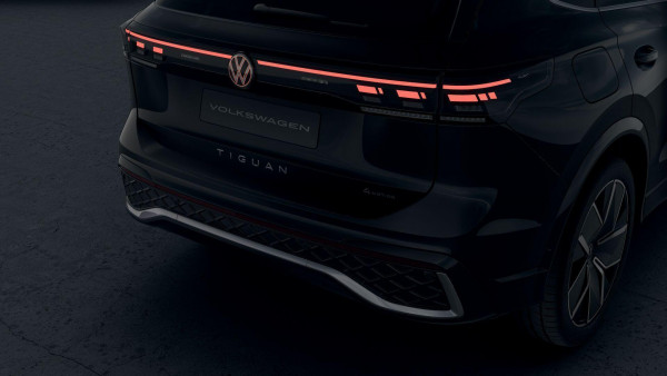 2026 Volkswagen Tiguan CT 195TSI R-Line SUV image 5