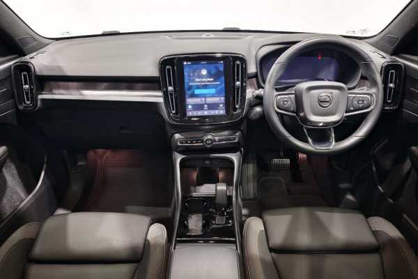 2022 MY23 Volvo C40 XK Recharge Twin SUV Image 20