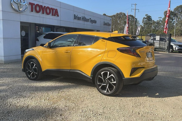 2017 Toyota C-HR NGX10R Koba SUV Image 5