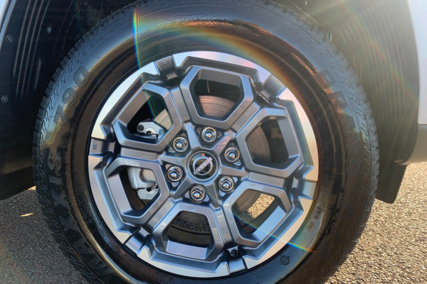 2025 MY26 Nissan Navara D27 ST-X Ute Image 10