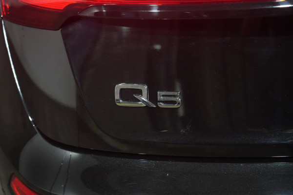 2021 Audi Q5 FY 45 TFSI sport SUV Image 9