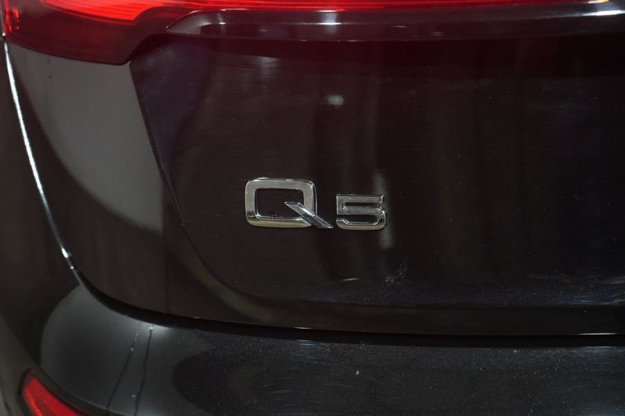 2021 Audi Q5 FY 45 TFSI sport SUV Image 9