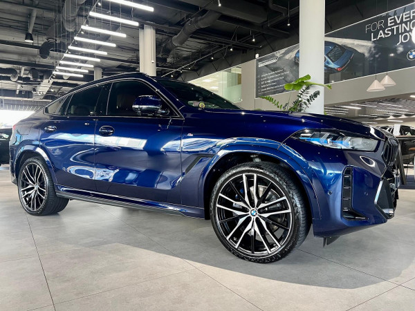 2023 BMW X6 G06 LCI xDrive30d M Sport SUV image 2