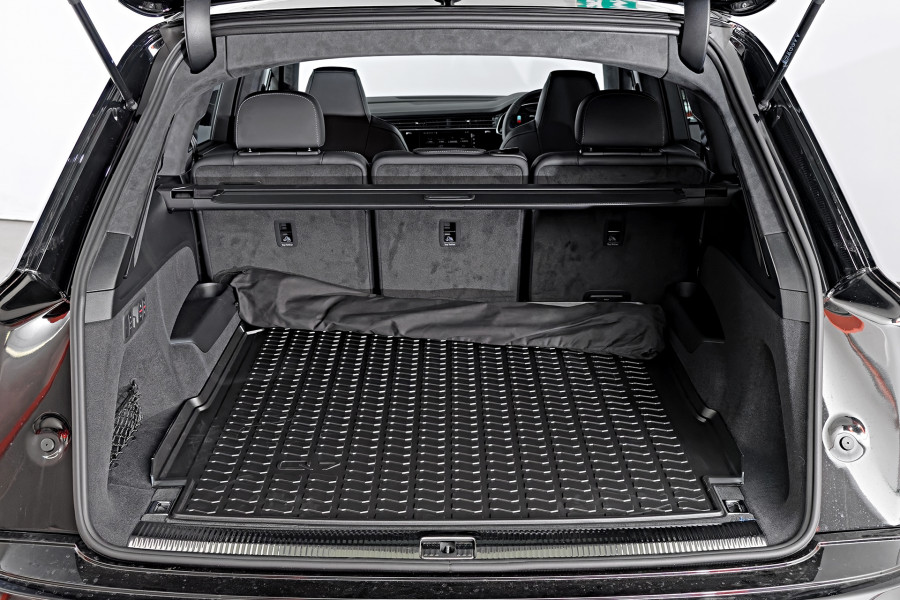 2026 MY25 Audi SQ7 4M TFSI SUV