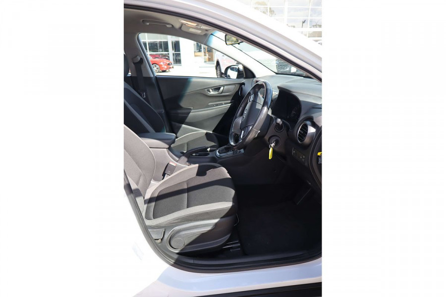 2019 Hyundai KONA OS.2 Active SUV Image 10