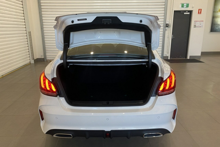 2024 MG MG5 AP32 Essence Sedan Image 6