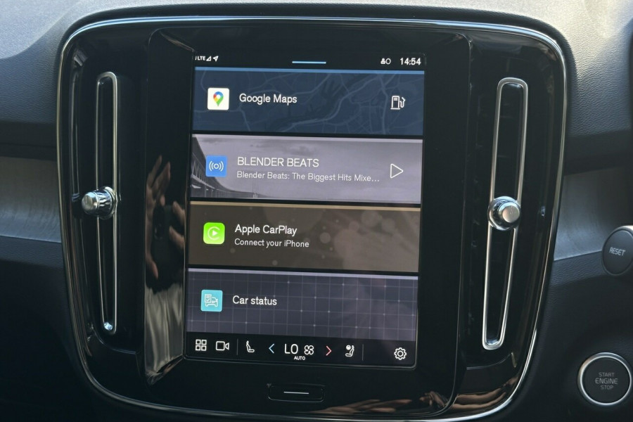 2025 Volvo XC40 XZ Plus B4 SUV Image 21