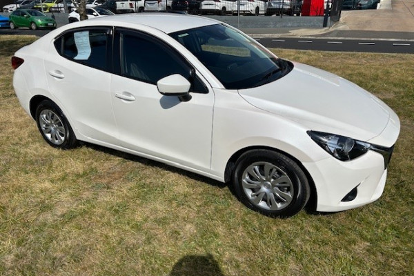 2018 Mazda 2 DL Series Neo Sedan Sedan