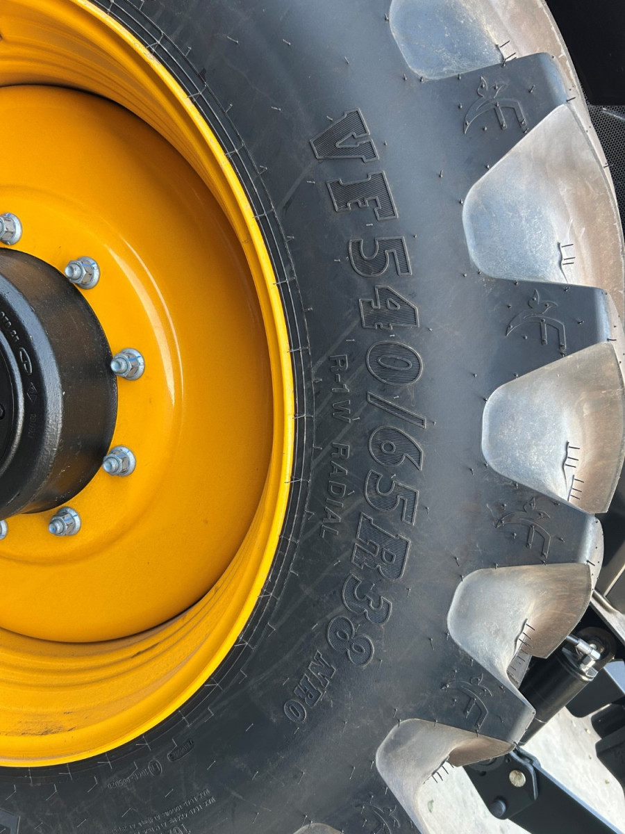 2026 JCB FASTRAC Other Image 14