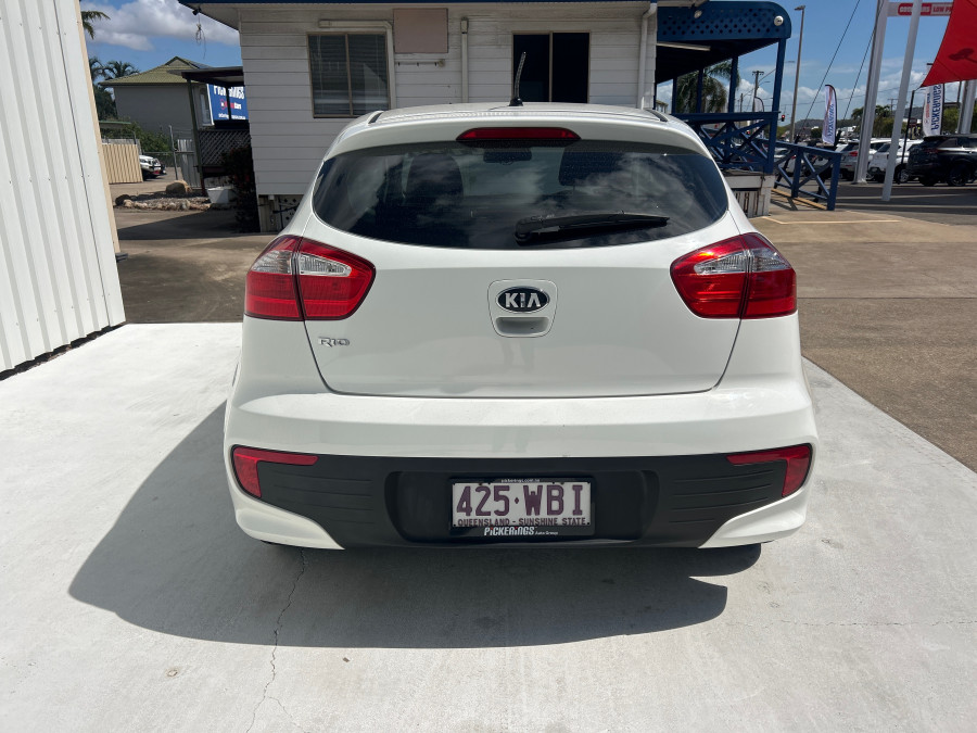 2015 Kia Rio UB S Hatch Image 5