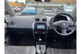 2011 MY10 Suzuki SX4 GYB S Hatch
