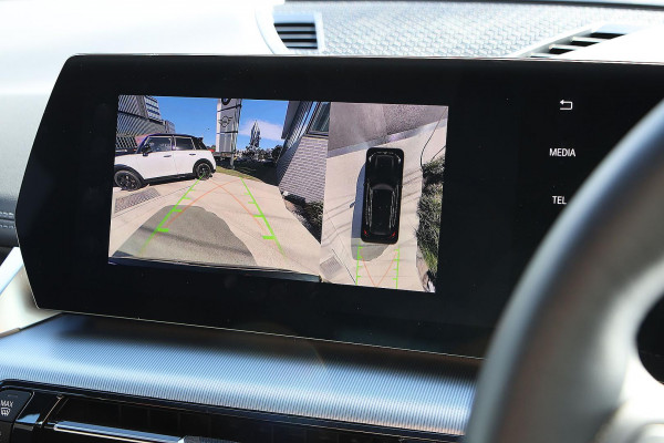 2024 BMW iX1 U11 eDrive20 xLine SUV image 19