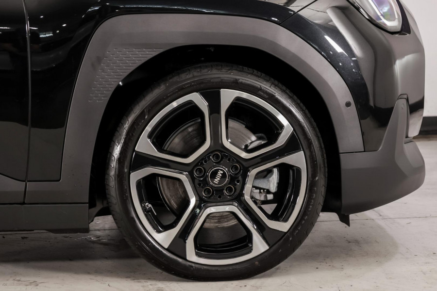 2026 MINI Aceman J05 SE Favoured Hatch