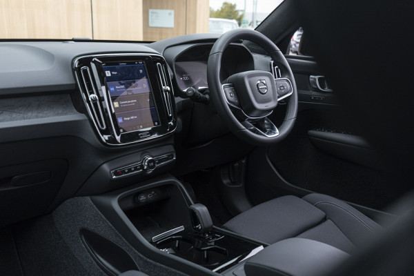 2024 Volvo XC40 XZ Recharge Pure Electric SUV Image 3