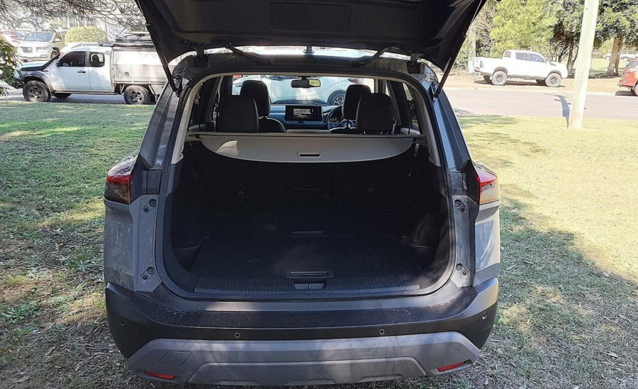 2025 Nissan X-Trail T33 ST-L SUV Image 8