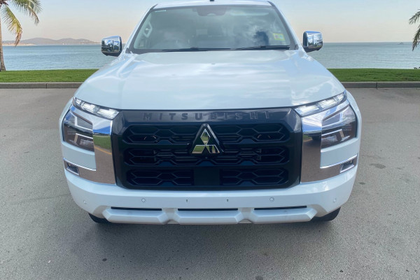 2025 Mitsubishi Triton MV GLS Ute Image 2