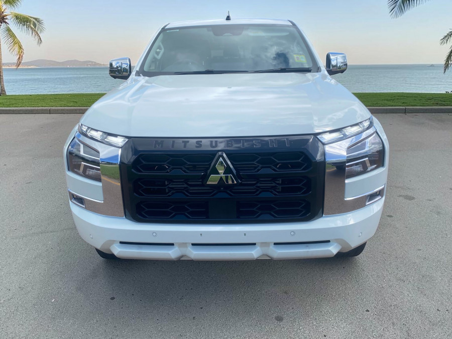2025 Mitsubishi Triton MV GLS Ute Image 2
