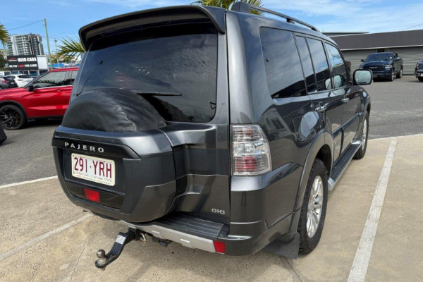 2018 Mitsubishi Pajero NX GLX SUV Image 2