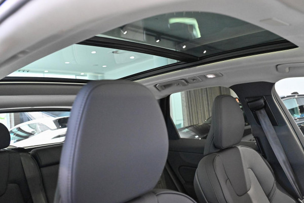 2025 MY26 Volvo XC60 UZ Plus B5 Bright SUV Image 6