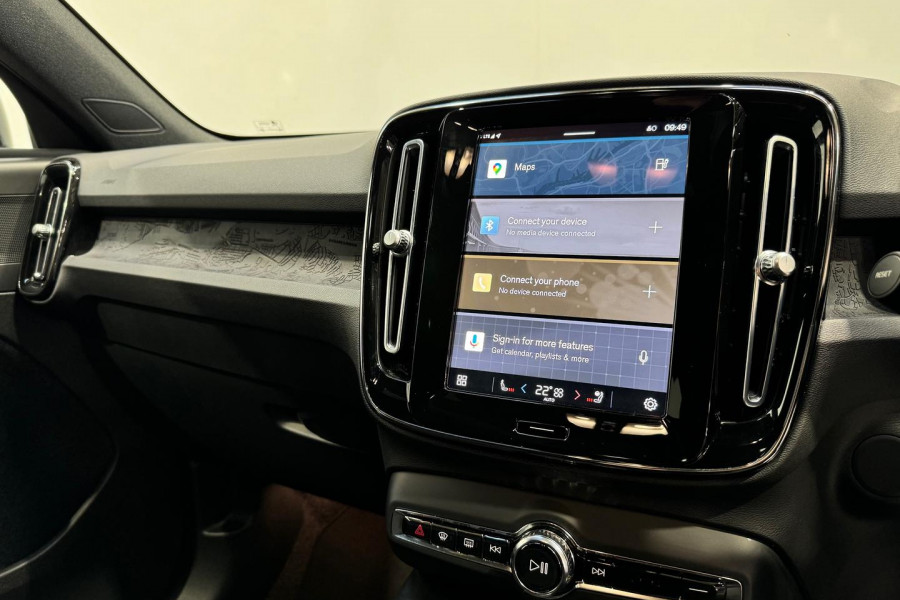 2022 MY23 Volvo XC40 XZ Recharge Pure Electric SUV Image 13