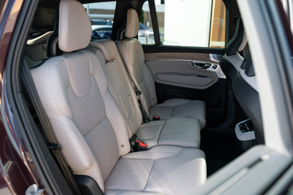 2026 Volvo XC90 L Series Ultra B5 Dark SUV Image 19