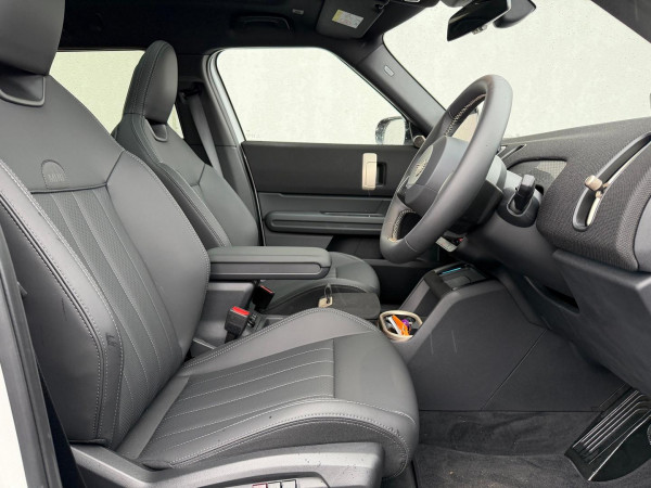 2026 MINI Countryman U25 C Favoured SUV image 7