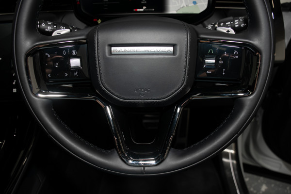 2025 Land Rover Range Rover Sport L461 D250 Dynamic SE SUV Image 18