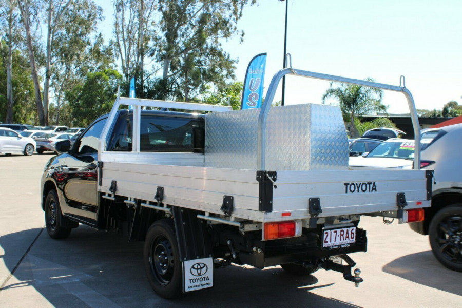 2022 Toyota HiLux TGN121R WorkMate Cab Chassis Image 8