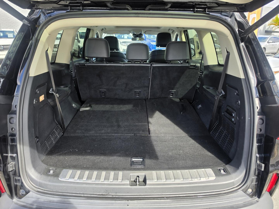 2022 LDV D90 SV9A Executive SUV Image 16