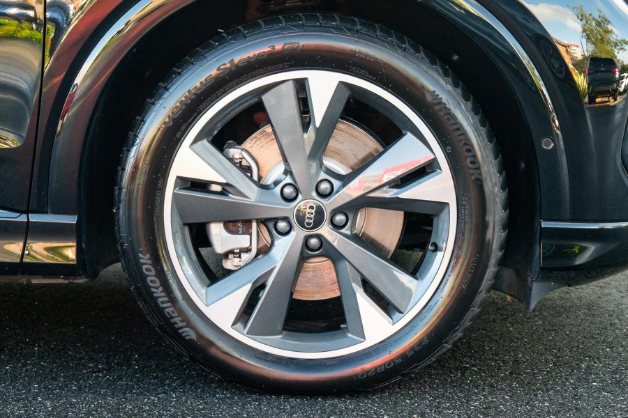 2025 Audi Q4 e-tron F4 45 SUV