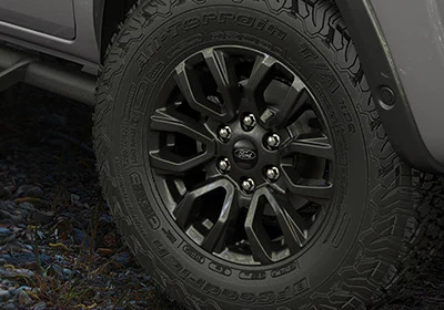 All-Terrain Tyres and 17-inch Alloy Wheels Image