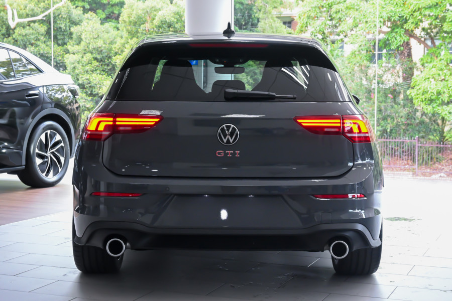 2025 Volkswagen Golf 8.5 GTI Hatch Image 5