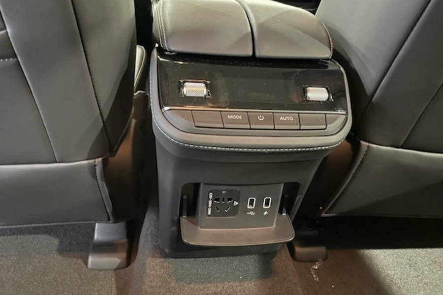 2024 MY25 LDV D90 SV9A Mode SUV Image 10