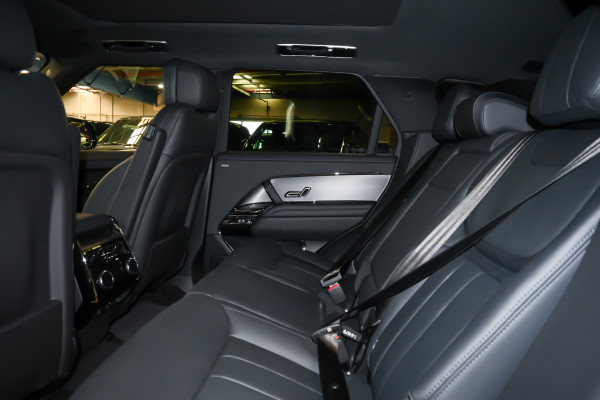 2025 Land Rover Range Rover Sport L461 D350 Dynamic HSE SUV image 9