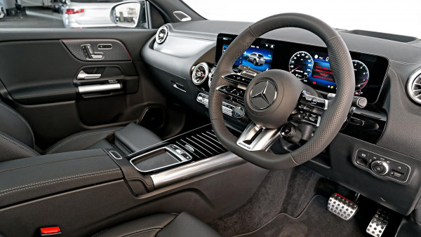 2026 Mercedes-Benz GLA-Class H247 GLA35 AMG SUV image 7