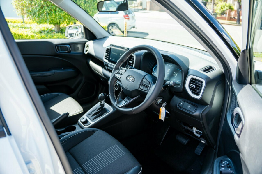2026 Hyundai Venue QX.V5 Active SUV Image 15