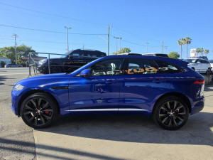 2016 MY17 Jaguar F-PACE X761 First Edition SUV