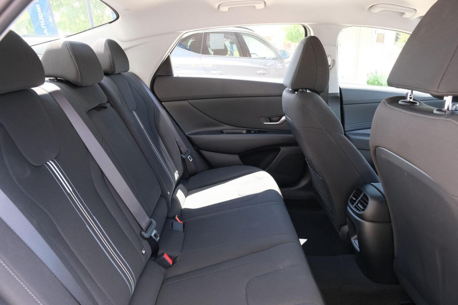 2026 Hyundai i30 CN7.V4 Hybrid Sedan Image 11