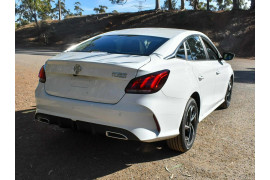 2024 MG MG5 AP32 Essence Sedan