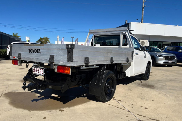 2017 Toyota HiLux GUN123R SR Cab Chassis Image 7