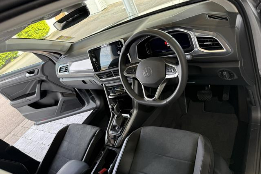 2024 Volkswagen T-Roc D11 110TSI Style SUV Image 15