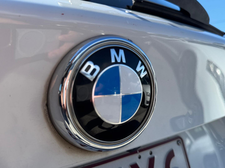 2013 BMW X3 F25 20 xDrive SUV Image 22