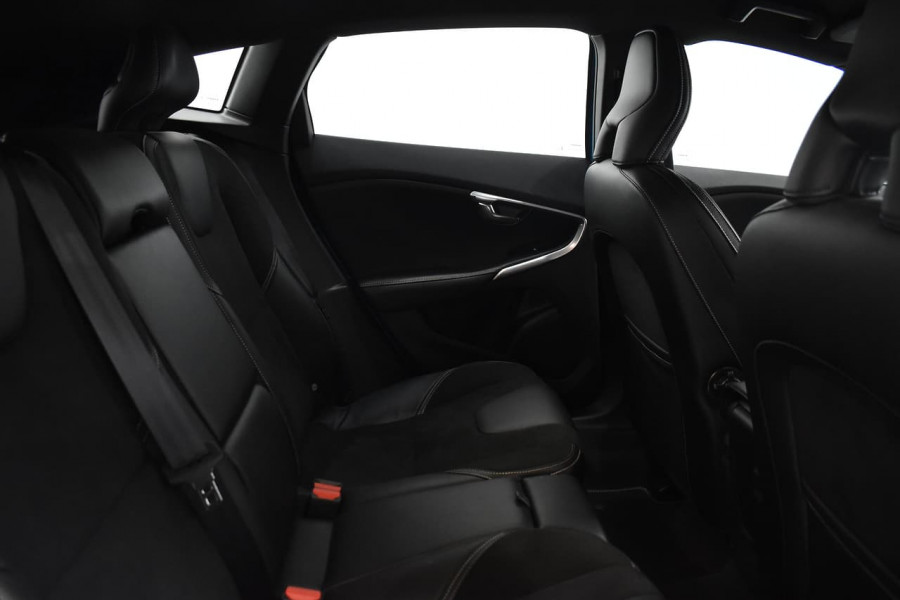 2015 Volvo V40 (No Series) MY16 T5 R-Design Hatchback Image 9